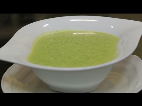 بالفيديو طريقة عمل ومقادير شوربة بطاطس بالكرات مع الجرجير