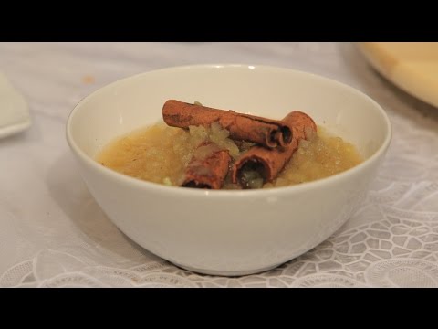 كمبوت التفاح بالقرفة