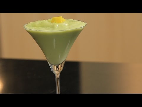 سموذي المانغو بالأفوكادو