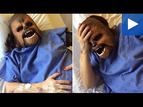 عروس وأشقاؤها يبكون بشدة في مشهد وداع مؤثر