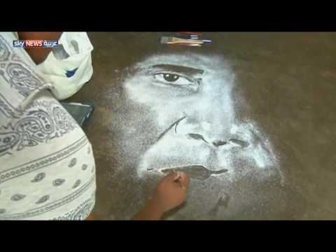 فنان من جنوب أفريقيا يستعرض مهاراته الفريدة