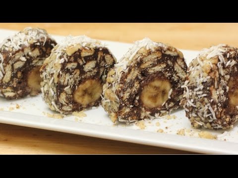 كيك بالموز والمكسرات بخطوتين فقط