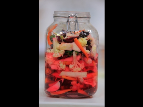 بالفيديو طريقة إعداد ومقادير مخلل لفت