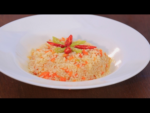 شاهد طريقة إعداد أرز بالجزر والثوم