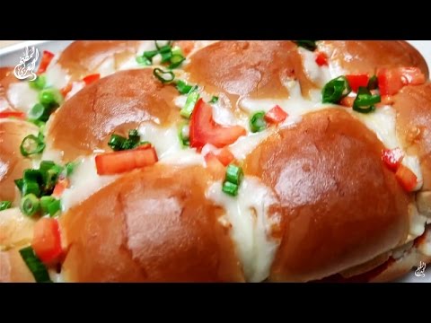 شاهد طريقة إعداد خبز محشي بالدجاج
