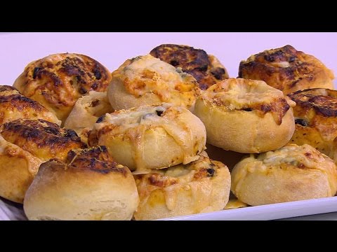 شاهد طريقة إعداد بيتزا ملفوفة