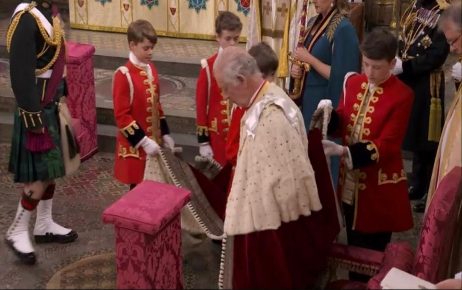 لايف ستايلمن إحتفالات تنصيب الملك تشارلز الثالث خلفاً لوالدته الملكة إليزابيت ملكة بريطانيا